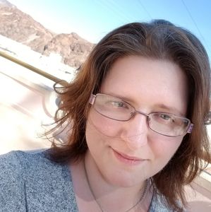 Meet your Posher, Lindsay